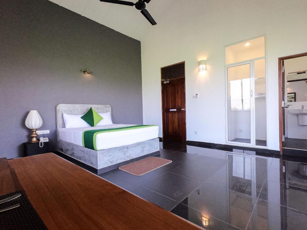 Akash By Dbi Hotel Gampaha Exterior photo